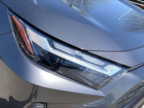 Used 2022 Toyota RAV4 XLE image 26