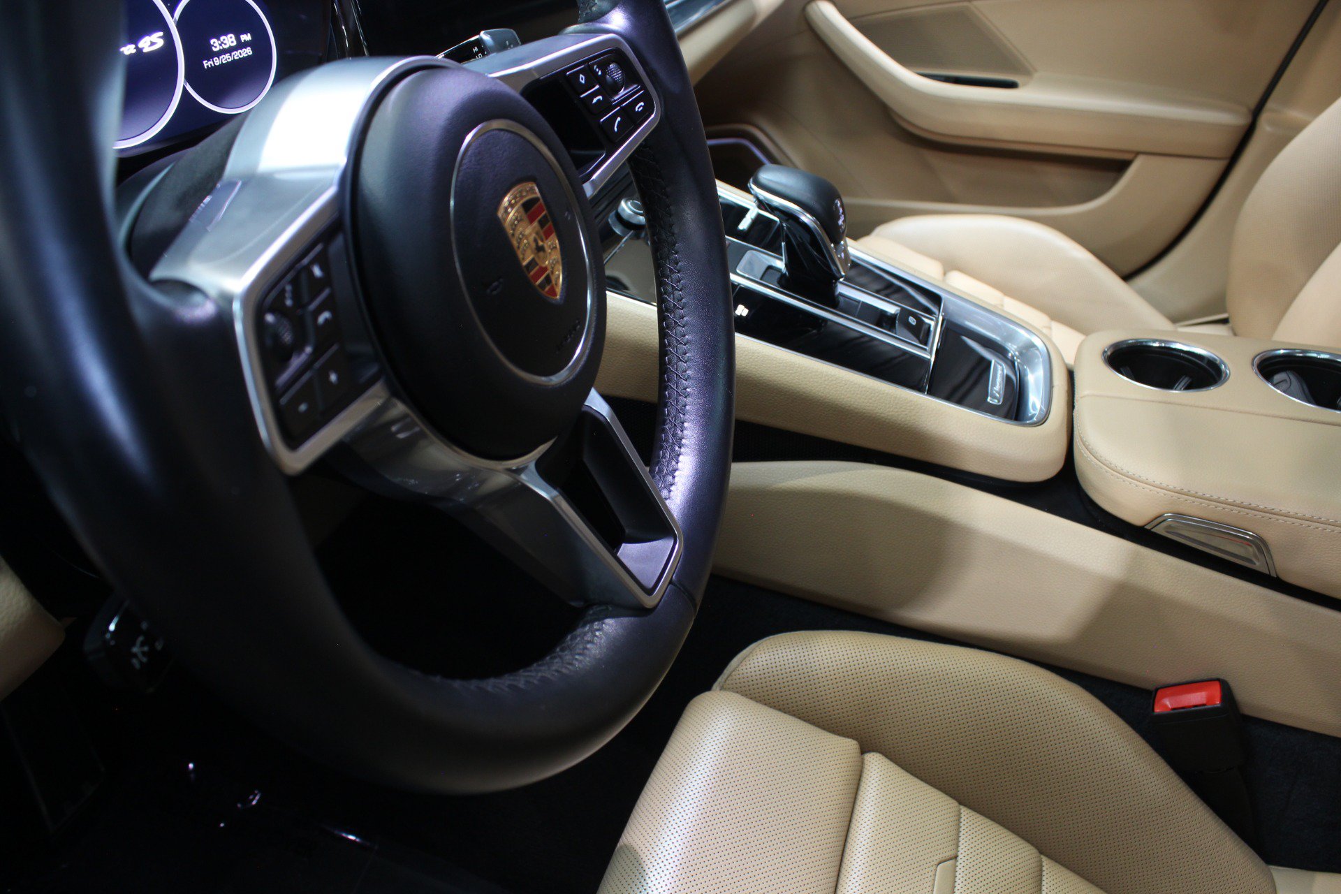 Used 2020 Porsche Panamera 4S AWD/4WD image 42