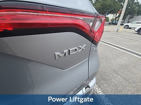 Certified 2023 Acura MDX FWD w/ Technology Package image 15
