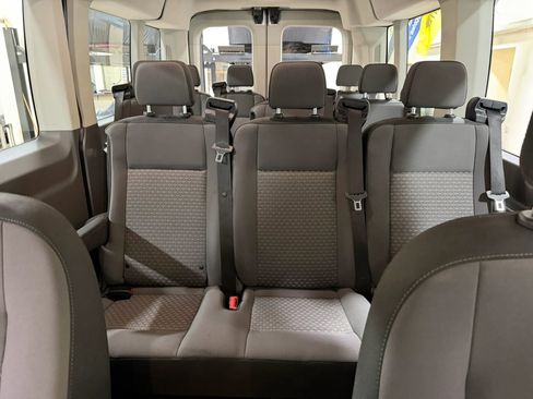 Used 2023 Ford Transit 350 XLT image 38