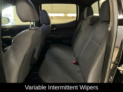 Used 2016 Toyota Tacoma TRD Off-Road image 14