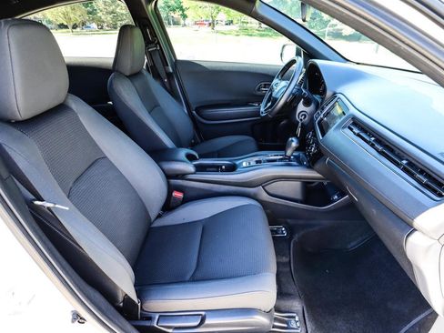 Used 2022 Honda HR-V Sport image 37