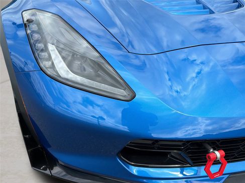 Used 2015 Chevrolet Corvette Z06 w/ 3LZ Preferred Equipment Group RWD image 10