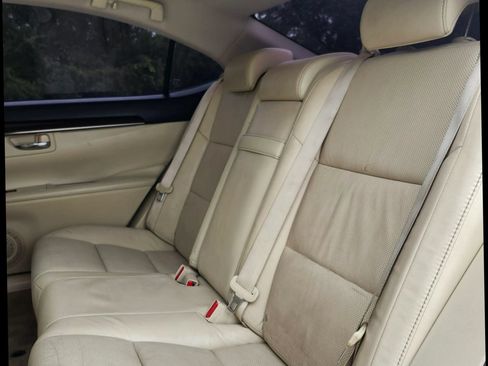 Used 2015 Lexus ES 350 w/ Luxury Package FWD image 14