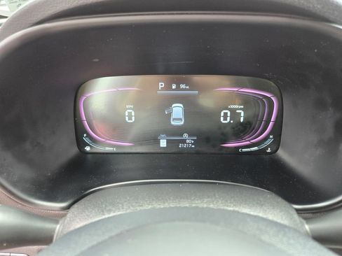 Used 2024 Kia Soul LX w/ Option Group 015 FWD image 31