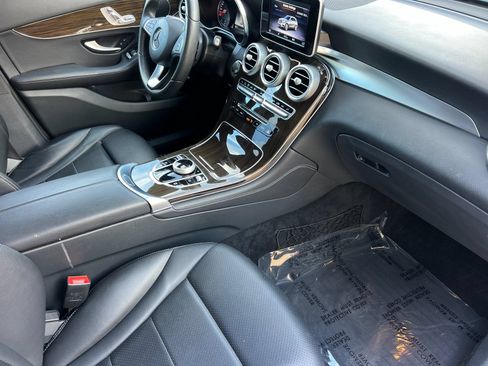 Used 2018 Mercedes-Benz GLC 300 image 15