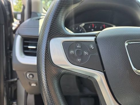 Used 2024 GMC Terrain SLE AWD/4WD image 22