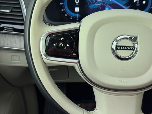 Used 2024 Volvo XC90 B6 Plus w/ Protection Package image 22