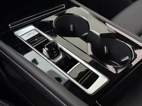 New 2026 Volkswagen Atlas SE image 18