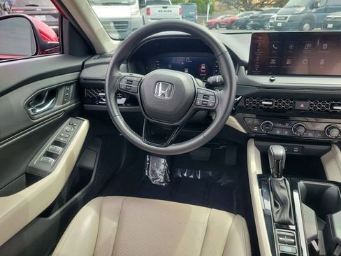 Certified 2023 Honda Accord EX-L image 11