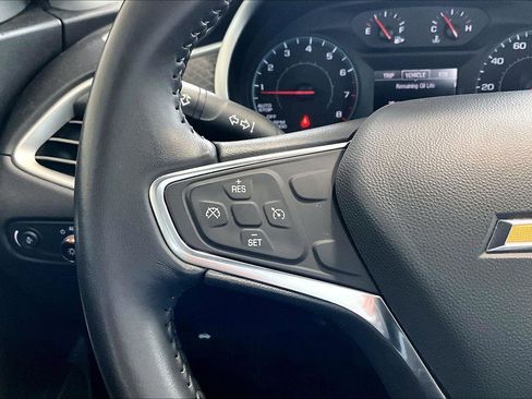 Used 2022 Chevrolet Malibu RS image 19