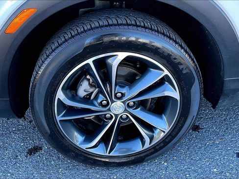 Used 2021 Buick Encore GX Select image 8