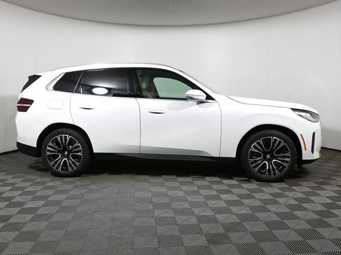New 2026 BMW X3 xDrive30i w/ Premium Package AWD/4WD image 8