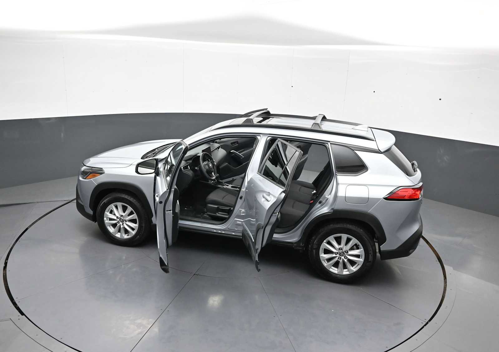 Certified 2024 Toyota Corolla Cross LE w/ Moonroof Package AWD/4WD image 42