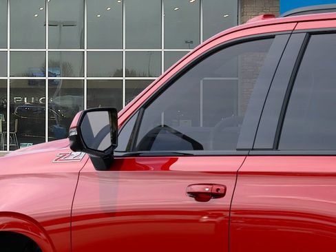 New 2026 Chevrolet Tahoe Z71 w/ Comfort Package AWD/4WD image 12