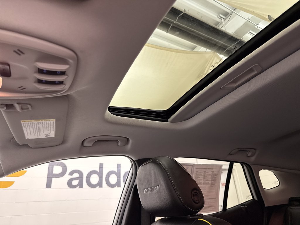 Used 2024 Chevrolet Trax ACTIV w/ Sunroof Package FWD image 20