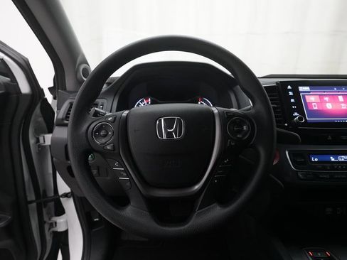 Certified 2023 Honda Ridgeline Sport image 4