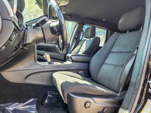 Used 2021 Jeep Grand Cherokee Laredo AWD/4WD image 8