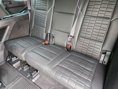 Used 2023 Cadillac Escalade Sport Platinum w/ LPO, ONYX Package AWD/4WD image 23