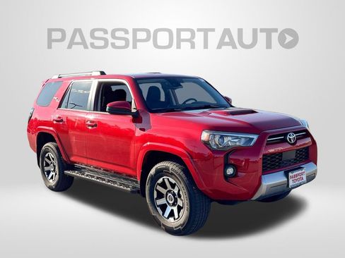 Used 2024 Toyota 4Runner TRD Off-Road AWD/4WD image 11