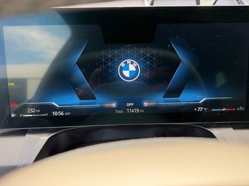 Used 2025 BMW X3 xDrive30i w/ Premium Package AWD/4WD image 4