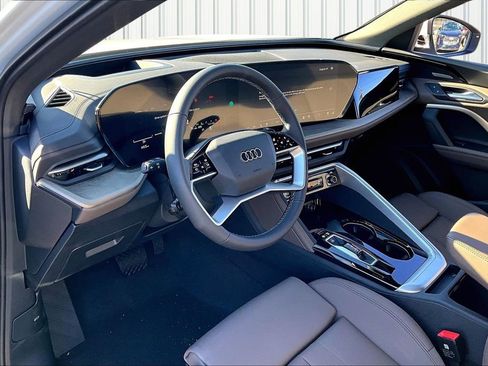 New 2025 Audi Q5 Premium Plus image 7