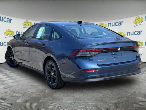 Used 2025 Honda Accord SE image 4