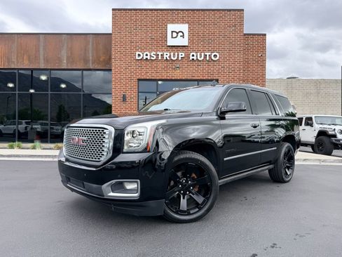 Used 2017 GMC Yukon Denali w/ Open Road Package AWD/4WD image 1