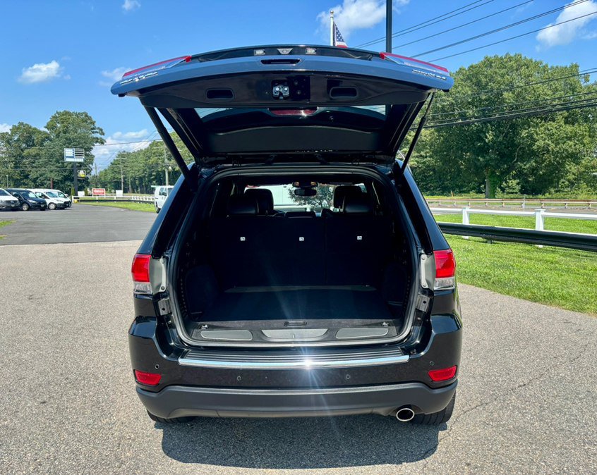 Used 2018 Jeep Grand Cherokee Limited AWD/4WD image 30
