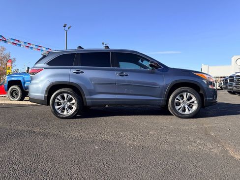 Used 2014 Toyota Highlander XLE image 40