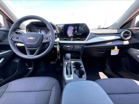New 2026 Chevrolet Trax LS FWD image 11