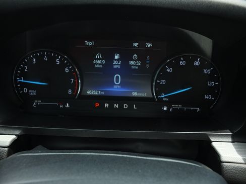 Used 2022 Ford Explorer XLT w/ Equipment Group 202A AWD/4WD image 21