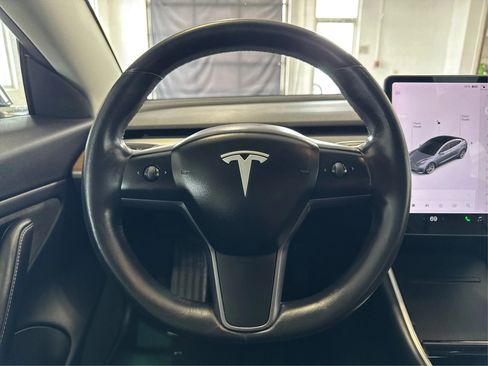 Used 2018 Tesla Model 3 Long Range image 21