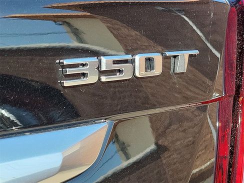 New 2025 Cadillac XT5 Luxury w/ LPO, Floor Liner Package image 9