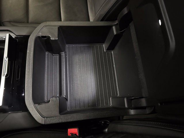 Used 2025 GMC Yukon XL Denali w/ Denali Reserve Package AWD/4WD image 50