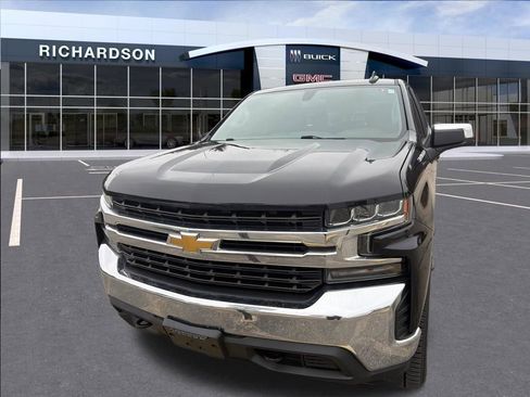 Used 2020 Chevrolet Silverado 1500 LT w/ Fleet Comfort Package image 4