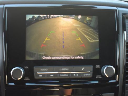 Used 2024 Nissan Titan SV w/ SV Bronze Edition Package RWD image 24