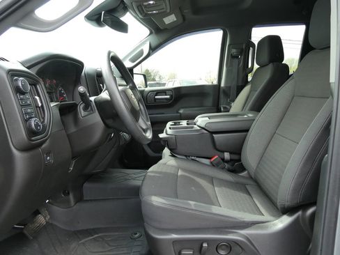 Certified 2025 Chevrolet Silverado 1500 Custom w/ Turbomax Blackout Package image 22