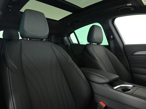 Used 2025 Maserati Grecale GT image 15