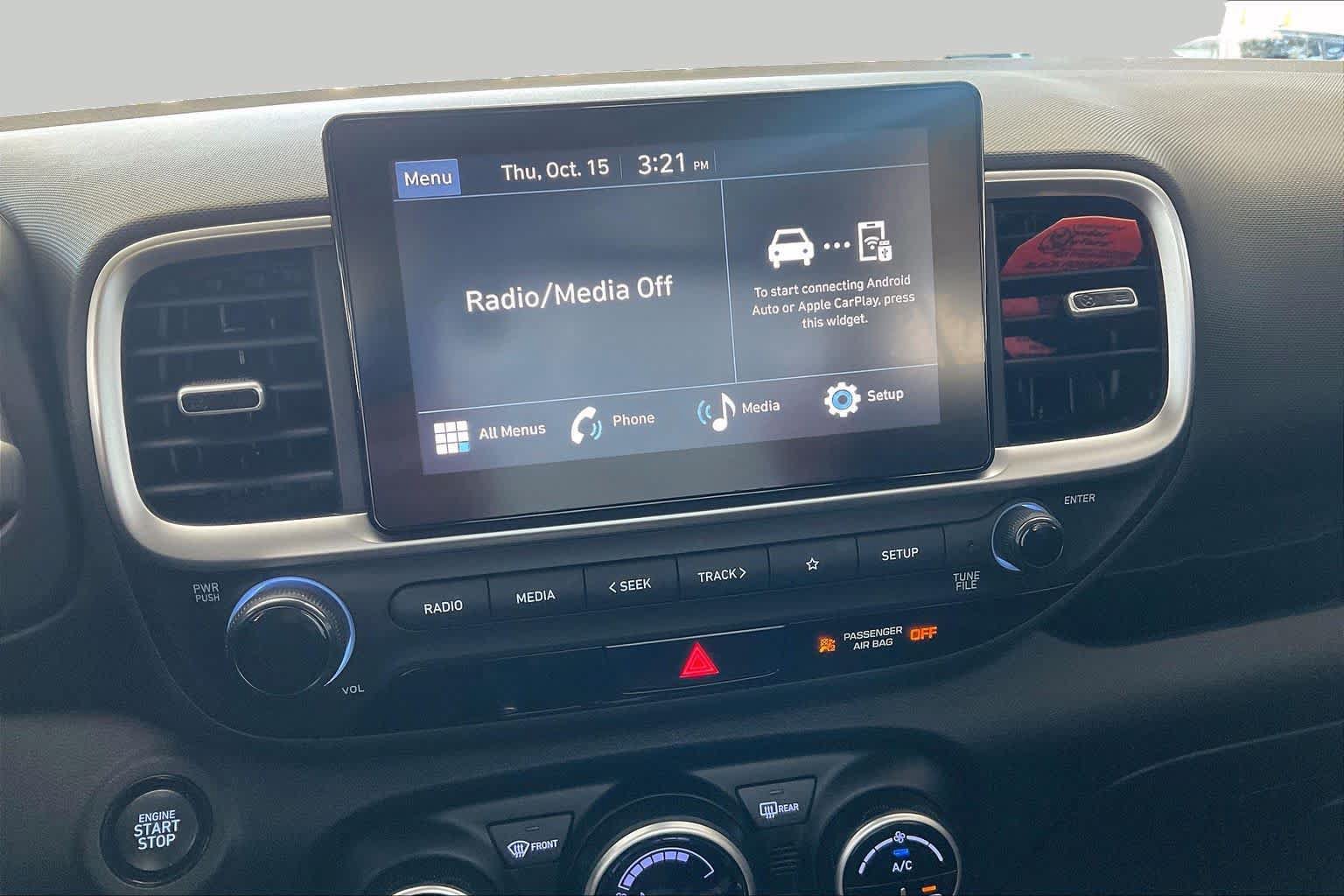 Certified 2025 Hyundai Venue SEL FWD image 7