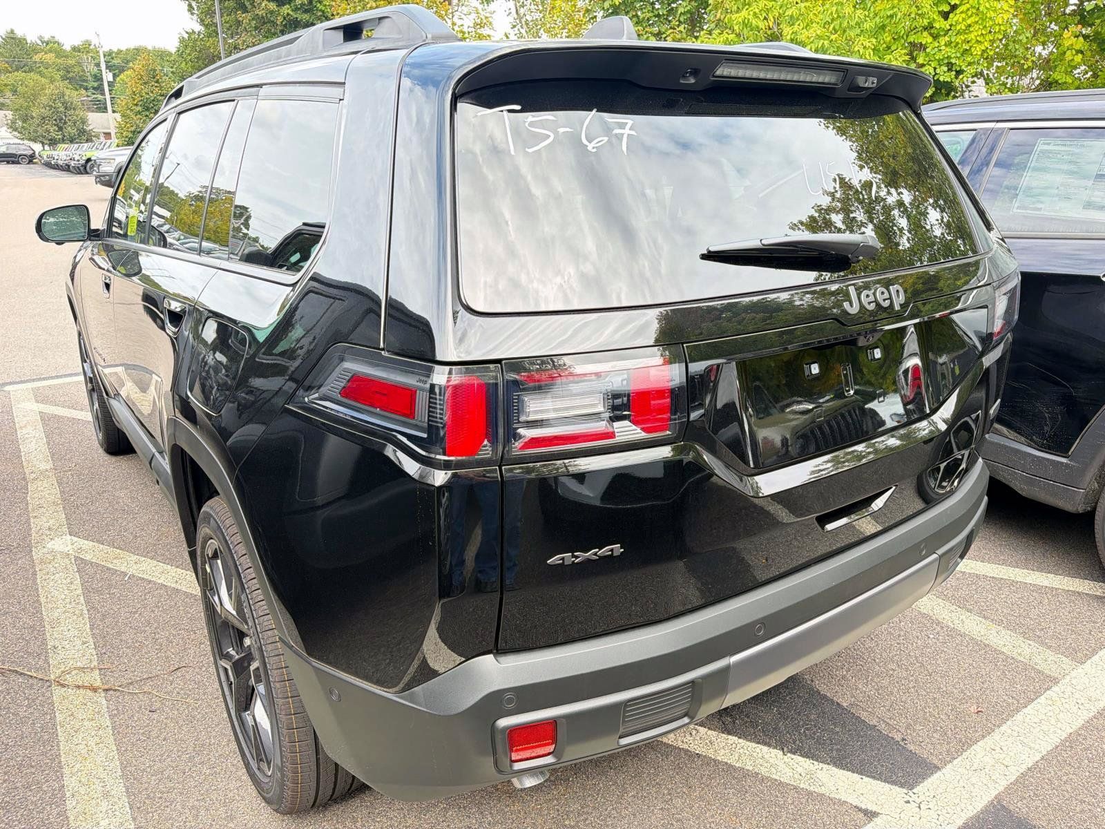 New 2026 Jeep Cherokee Overland w/ Advanced Pro Tech Group AWD/4WD image 3