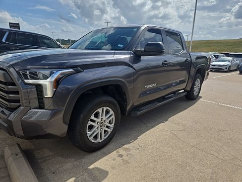 Used 2024 Toyota Tundra SR5 image 1