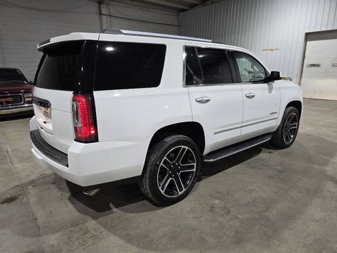 Used 2017 GMC Yukon Denali w/ Open Road Package AWD/4WD image 12