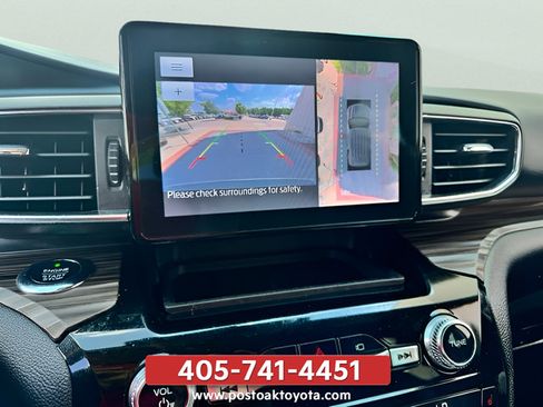 Used 2021 Ford Explorer Limited w/ Equipment Group 301A AWD/4WD image 31