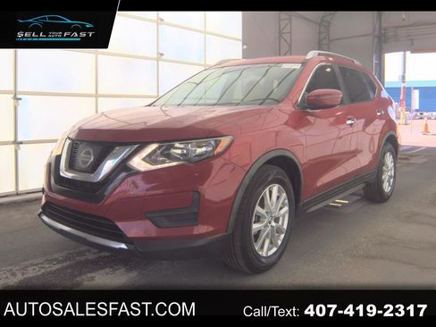 Used 2017 Nissan Rogue SV FWD image 1