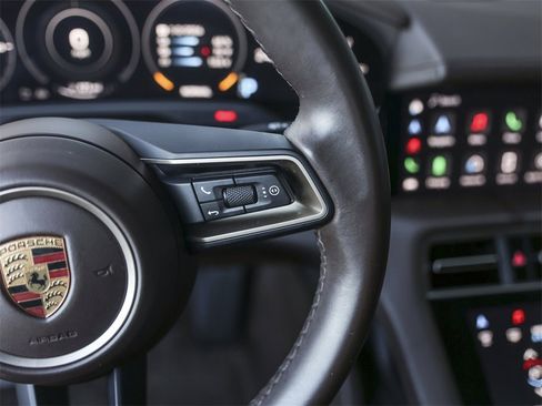 Certified 2022 Porsche Taycan 4 Cross Turismo image 20