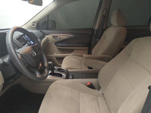 Used 2019 Honda Pilot EX image 17