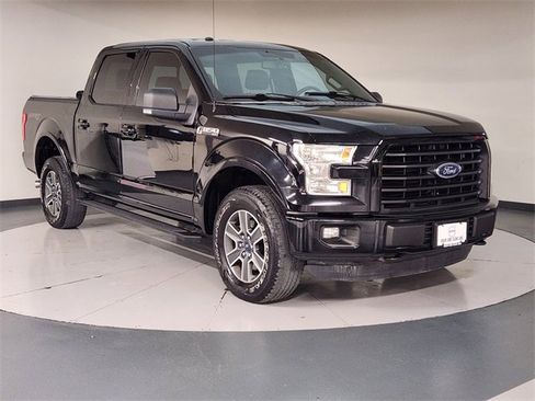 Used 2016 Ford F150 XLT w/ Equipment Group 302A Luxury image 7