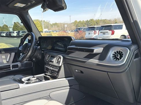 Used 2019 Mercedes-Benz G 550 image 19