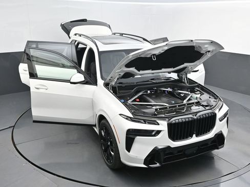 New 2026 BMW X7 xDrive40i w/ M Sport Package image 61